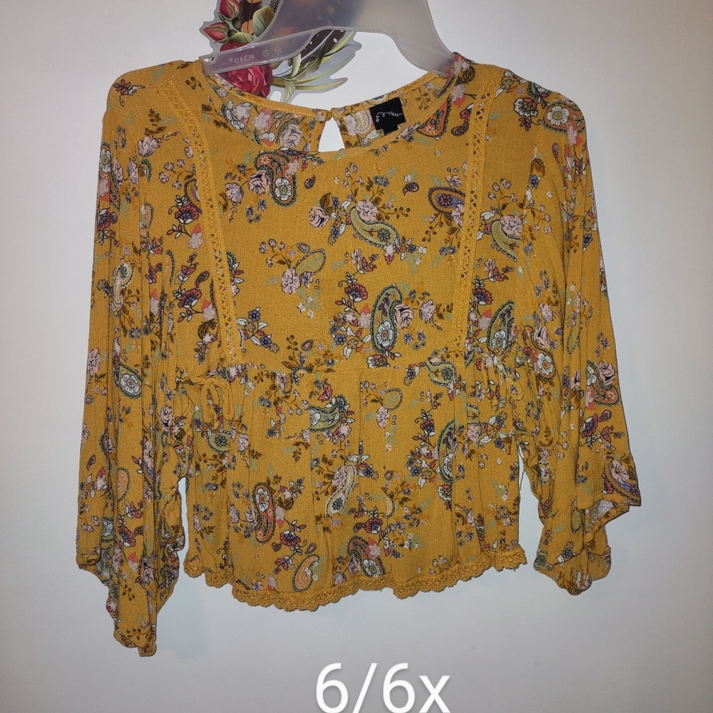 Lot of 7 girls shirts